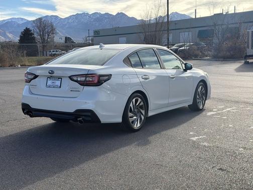 2023 Subaru Legacy Touring XT