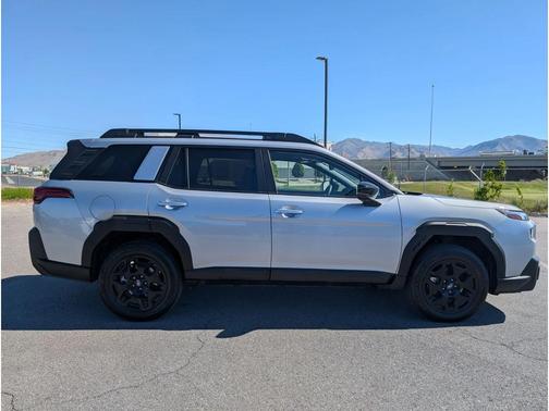 Ice Silver Metallic 2026 Subaru Outback Limited