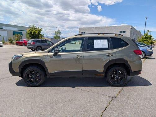 Autumn Green Metallic 2024 Subaru Forester Wilderness