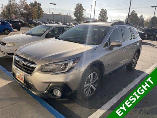 Photo 5 of 6 of 2018 Subaru Outback 2.5i Limited