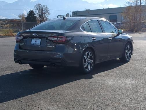2022 Subaru Legacy Touring XT