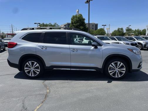 2022 Subaru Ascent Touring