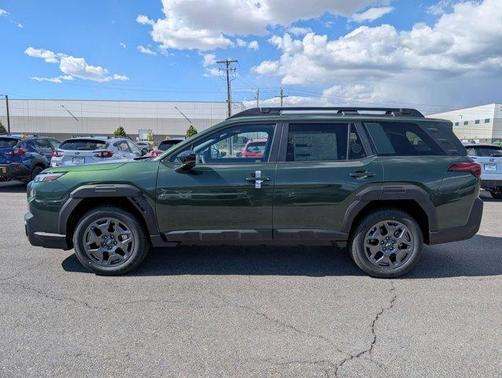 Deep Emerald Green 2026 Subaru Outback Premium