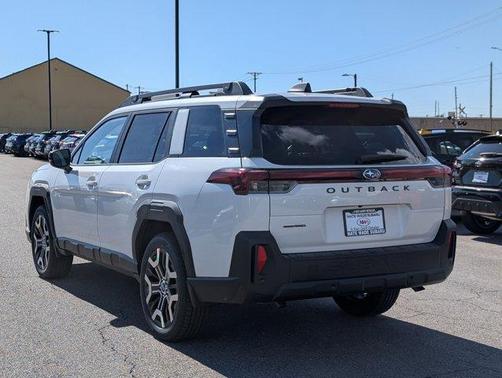 Crystal White Pearl 2026 Subaru Outback Touring XT