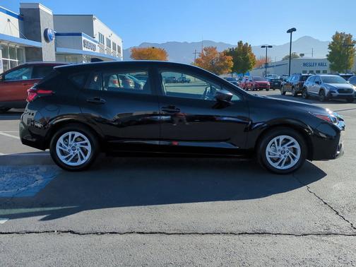 2025 Subaru Impreza Base