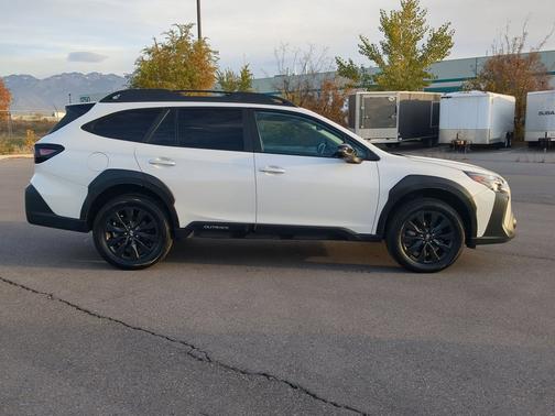 2023 Subaru Outback Onyx Edition