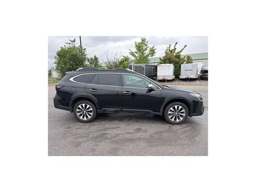 Crystal Black Silica 2023 Subaru Outback Touring XT