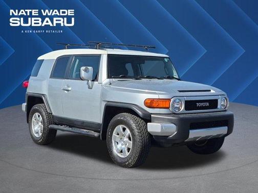 Titanium Metallic 2008 Toyota FJ Cruiser