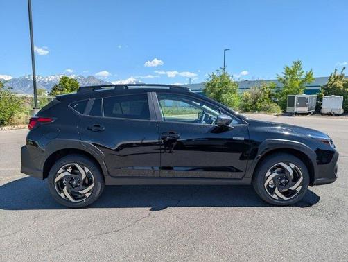 Crystal Black Silica 2026 Subaru Crosstrek Limited