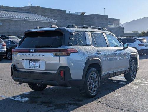 Ice Silver Metallic 2026 Subaru Outback Premium