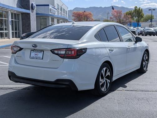 Crystal White Pearl 2024 Subaru Legacy Premium