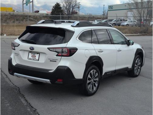 2024 Subaru Outback Touring