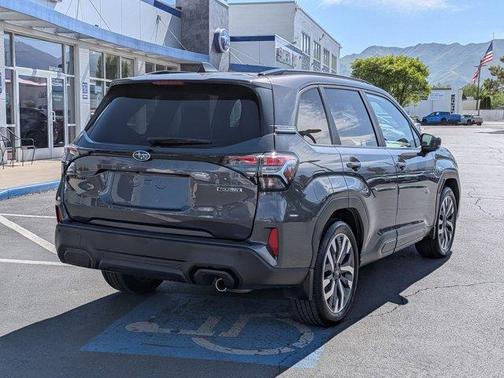 Magnetite Gray Metallic 2025 Subaru Forester Touring
