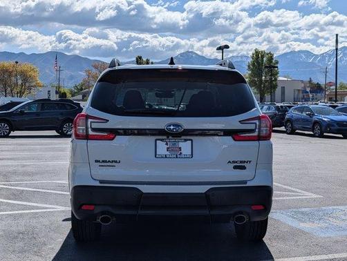 Crystal White Pearl 2023 Subaru Ascent Onyx Edition