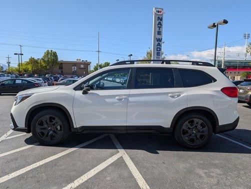 Crystal White Pearl 2023 Subaru Ascent Onyx Edition