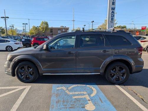 Granite Pearlcoat 2018 Dodge Journey Crossroad