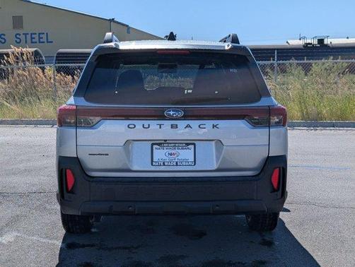 Ice Silver Metallic 2026 Subaru Outback Limited
