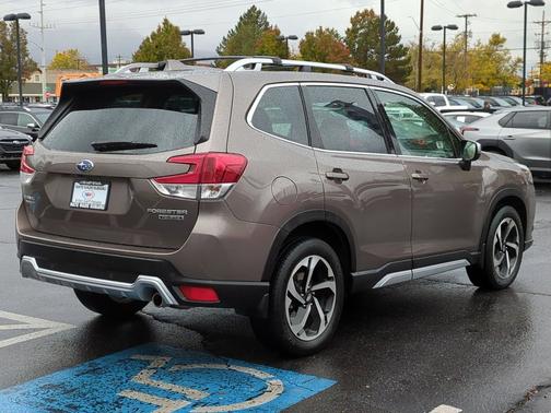 2023 Subaru Forester Touring