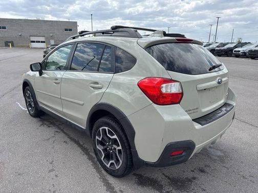 Desert Khaki 2017 Subaru Crosstrek 2.0i Limited
