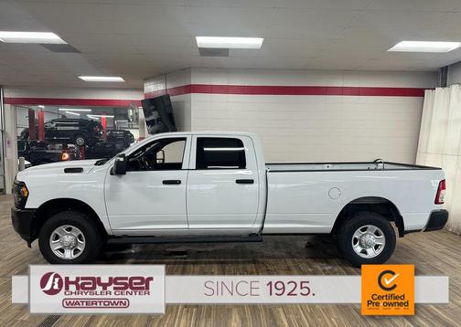 2024 RAM 3500 Tradesman Crew Cab 4x4 8' Box