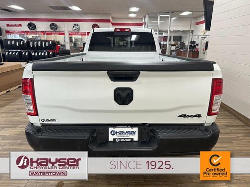 2024 RAM 3500 Tradesman Crew Cab 4x4 8' Box