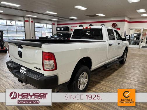 2024 RAM 3500 Tradesman Crew Cab 4x4 8' Box