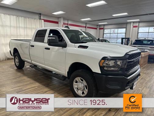 2024 RAM 3500 Tradesman Crew Cab 4x4 8' Box