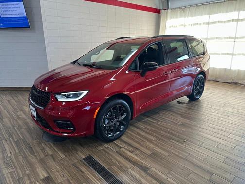 2026 Chrysler Pacifica Limited