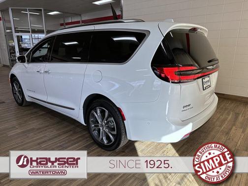 2021 Chrysler Pacifica L