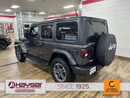 2023 Jeep Wrangler 4-Door Sahara 4x4