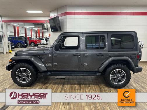 2023 Jeep Wrangler 4-Door Sahara 4x4