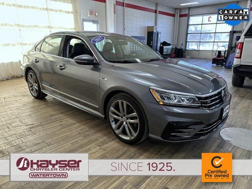 2017 Volkswagen Passat 1.8T R-Line w/Comfort