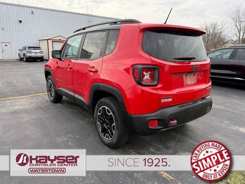 Colorado Red 2017 Jeep Renegade Trailhawk