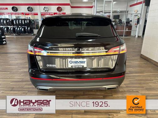 2019 Lincoln Nautilus Reserve