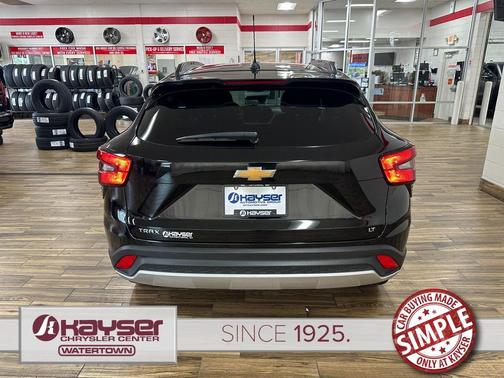 2024 Chevrolet Trax LT