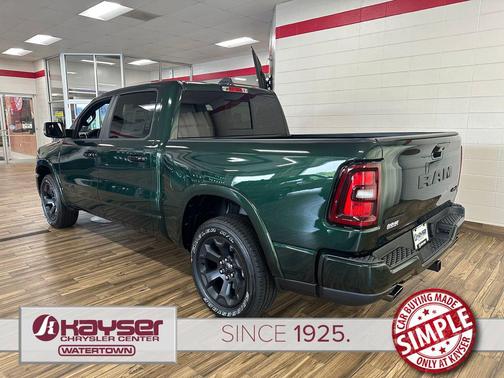 Serrano Green Metallic 2026 RAM 1500 Big Horn/Lone Star