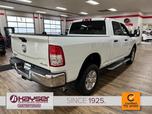 2024 RAM 2500 Big Horn Crew Cab 4x4 6'4' Box