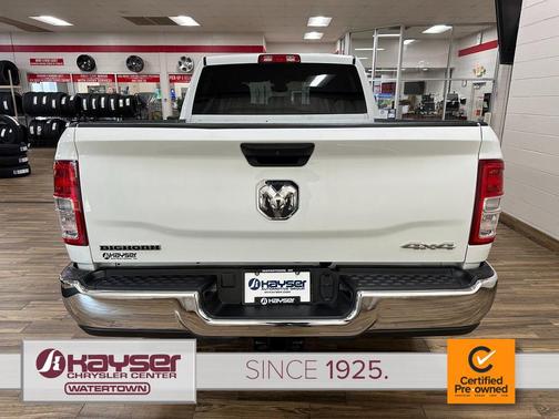2024 RAM 2500 Big Horn Crew Cab 4x4 6'4' Box