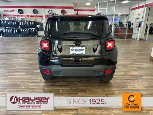 2022 Jeep Renegade Altitude