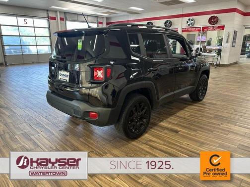 2022 Jeep Renegade Altitude