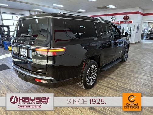 2024 Jeep Wagoneer L Series II 4x4