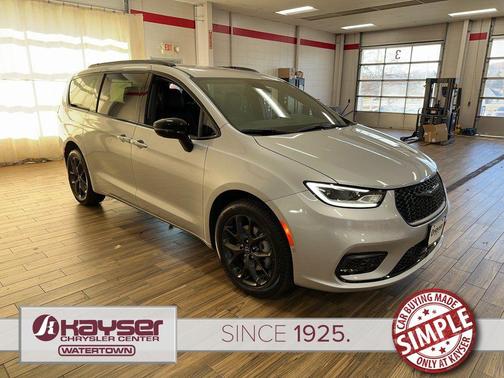 2026 Chrysler Pacifica L