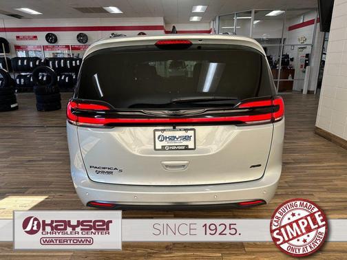 2026 Chrysler Pacifica L