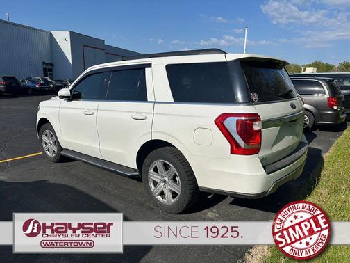 Star White Metallic Tri-Coat 2021 Ford Expedition XLT
