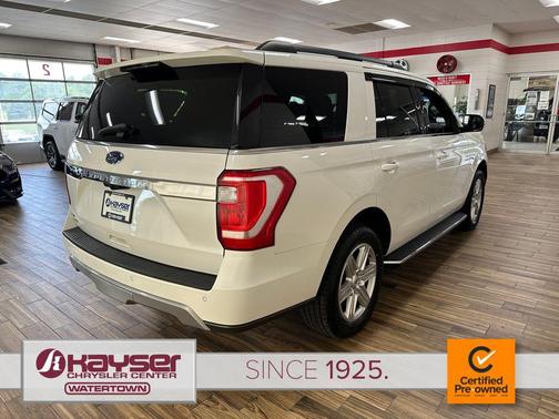 Star White Metallic Tri-Coat 2021 Ford Expedition XLT