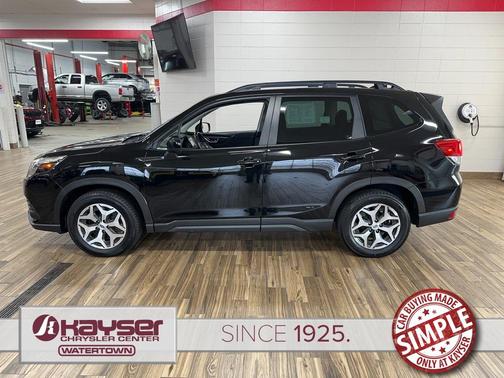 2022 Subaru Forester Premium