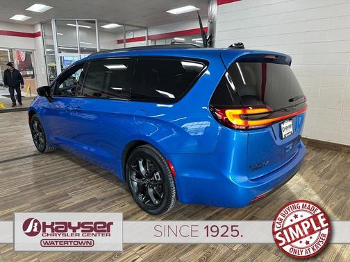 2026 Chrysler Pacifica L