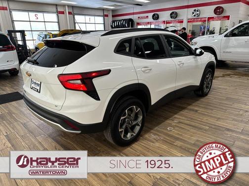 2024 Chevrolet Trax LT