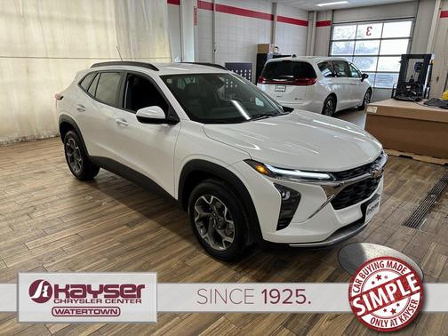 2024 Chevrolet Trax LT