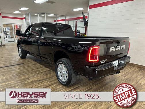 2026 RAM 3500 Laramie Crew Cab 4x4 8' Box